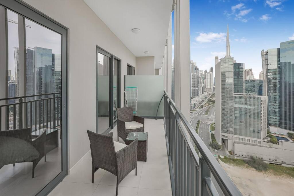 Luxury 1 Bedroom Apartment With Spectacular Burj And Canal Views Dubai Exterior foto